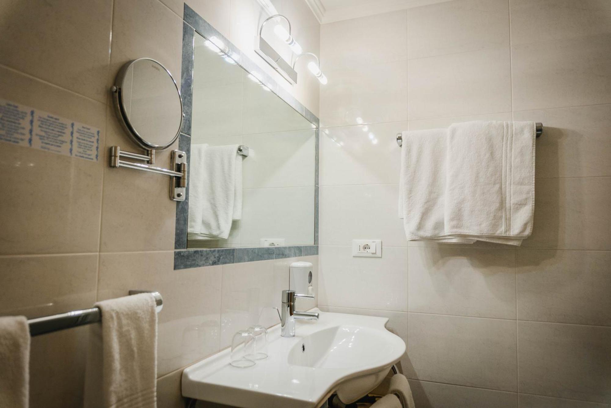 Dolomitenhotel Weisslahnbad Тирес Экстерьер фото